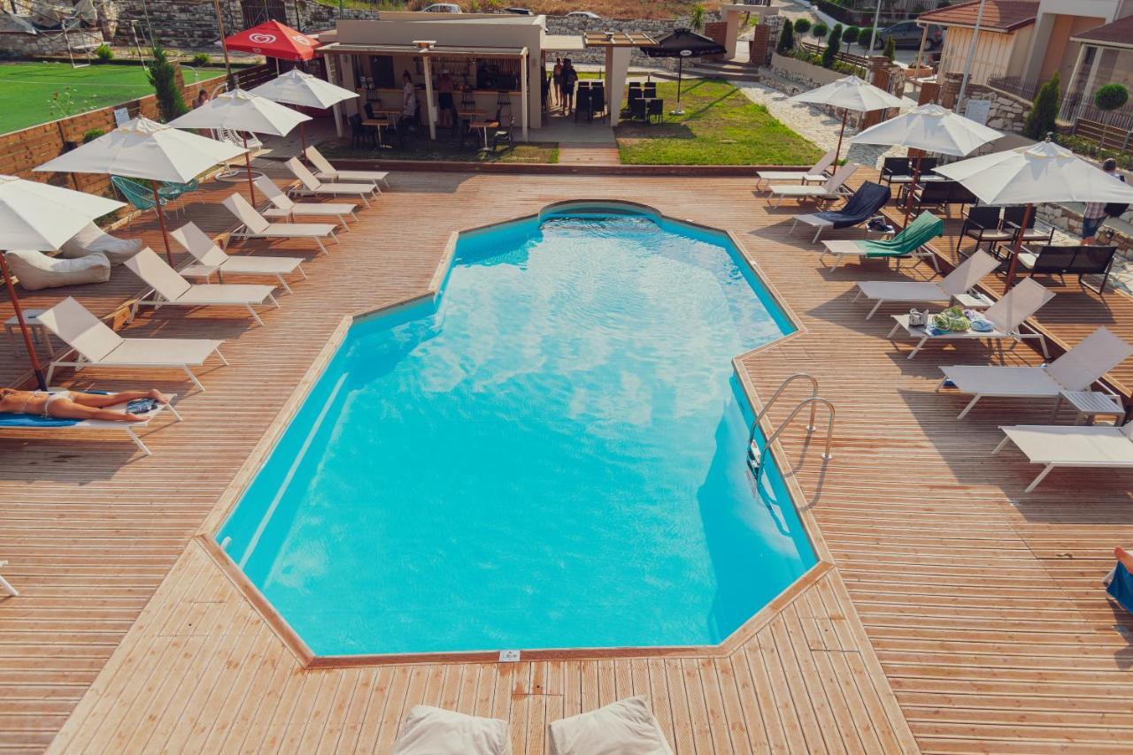 Nuevo Vista Bed & Breakfast Kávos Екстериор снимка